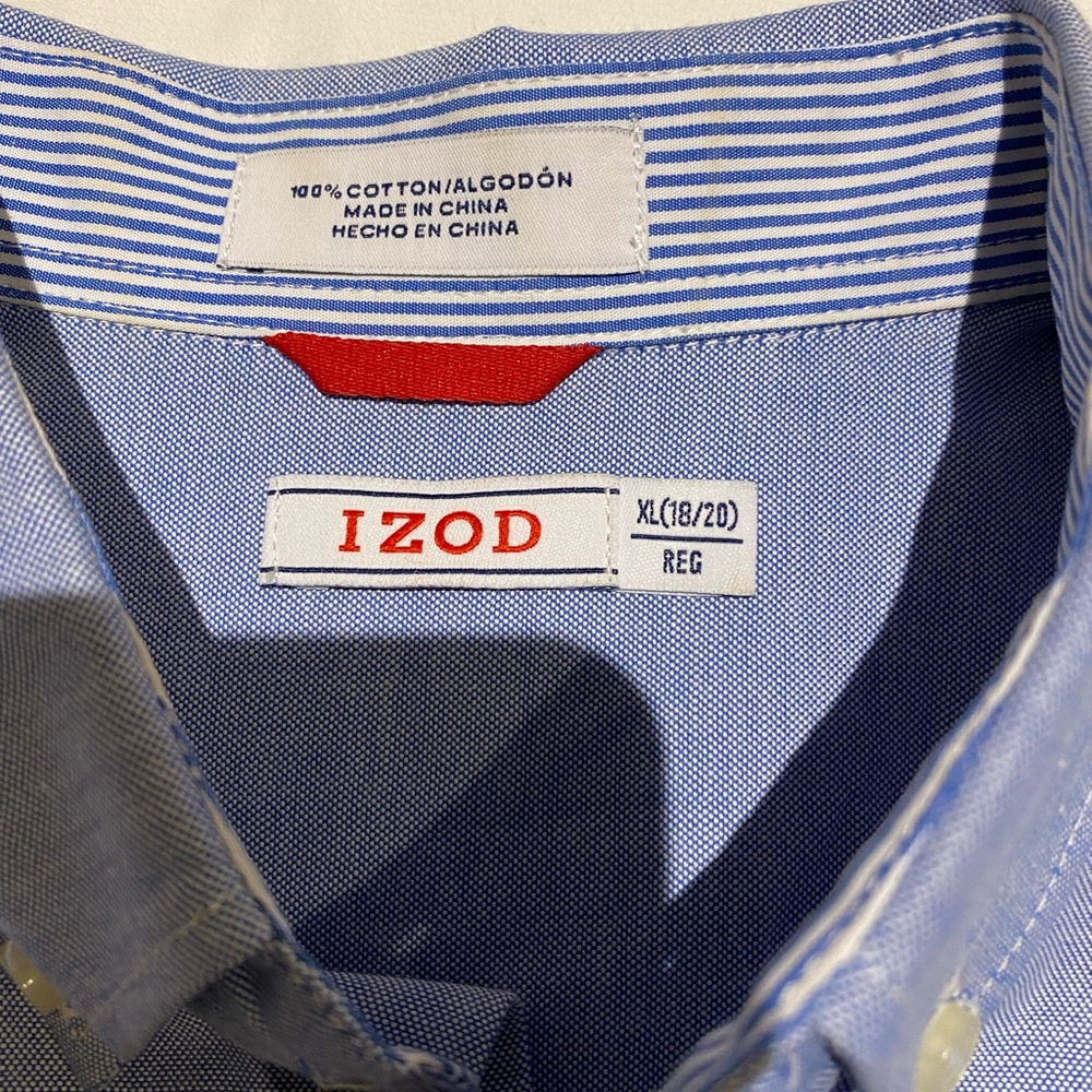 IZOD boys dress shirt.  Size XL (18)